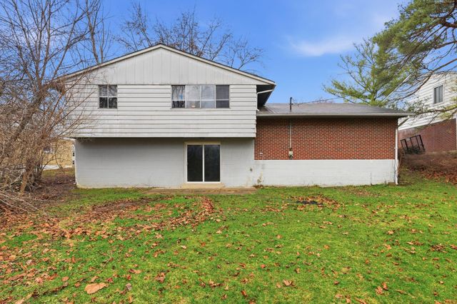 3675 Santiago Drive, Westerville, OH 43081