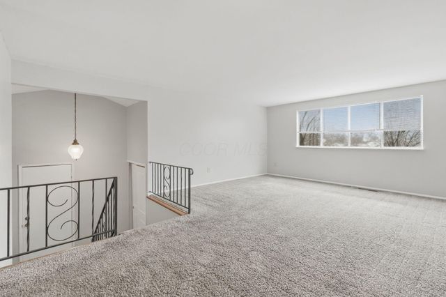 3675 Santiago Drive, Westerville, OH 43081