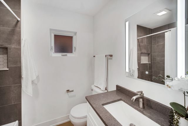 3417 Oak Avenue, Brookfield, IL 60513