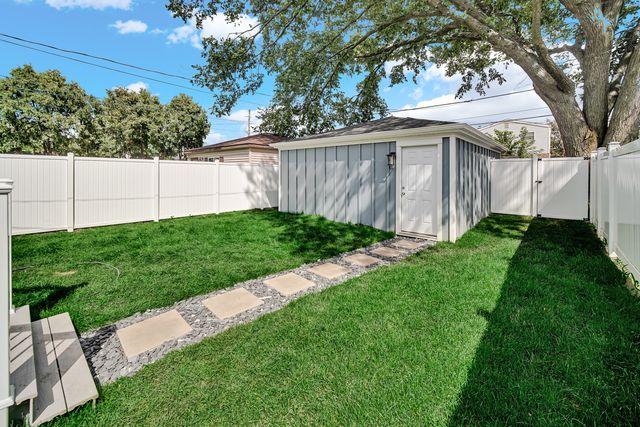 3417 Oak Avenue, Brookfield, IL 60513