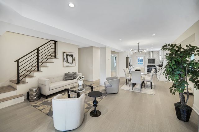 3417 Oak Avenue, Brookfield, IL 60513