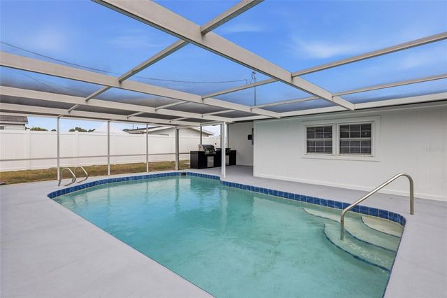 305 GLEN OAK ROAD, Venice, FL 34293