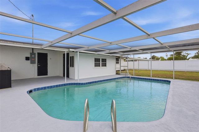 305 GLEN OAK ROAD, Venice, FL 34293