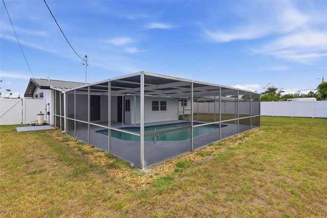 305 GLEN OAK ROAD, Venice, FL 34293