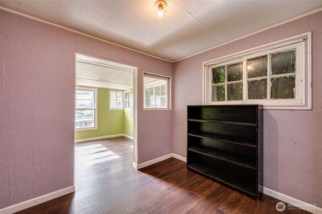 1065 9th Street, Washougal, WA 98671