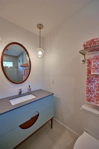 2408 HILLVIEW STREET, Sarasota, FL 34239