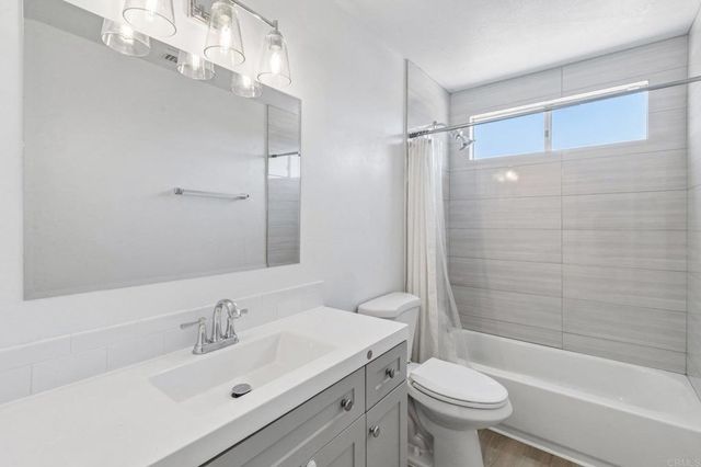 1707 Anza Ave, Vista, CA 92084