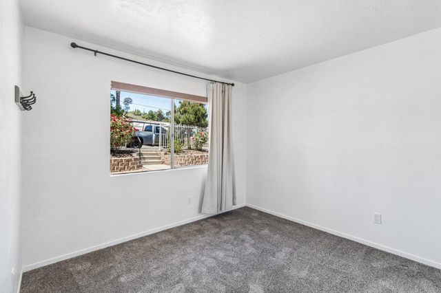 1707 Anza Ave, Vista, CA 92084
