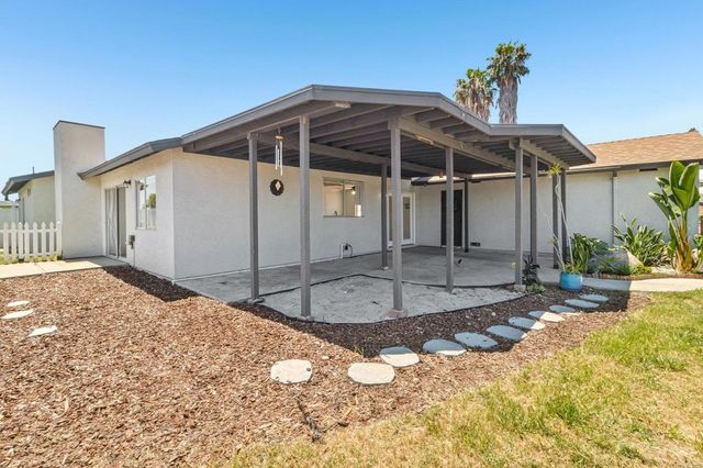 1707 Anza Ave, Vista, CA 92084