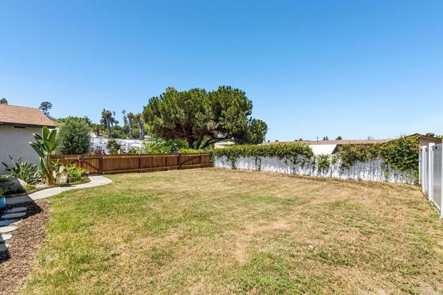 1707 Anza Ave, Vista, CA 92084