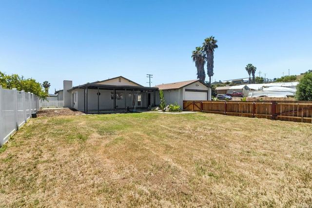 1707 Anza Ave, Vista, CA 92084