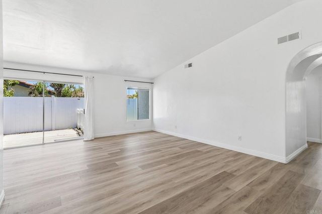 1707 Anza Ave, Vista, CA 92084