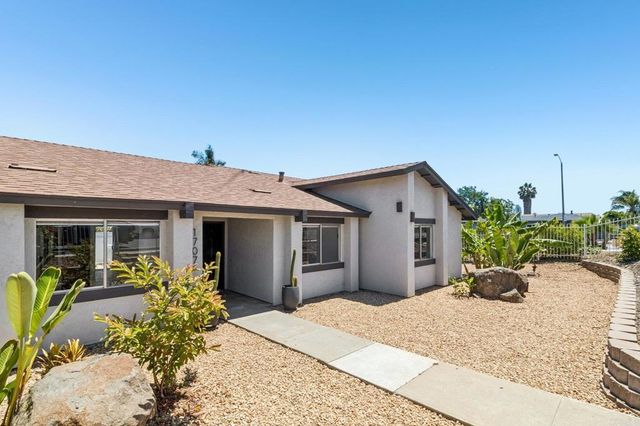 1707 Anza Ave, Vista, CA 92084