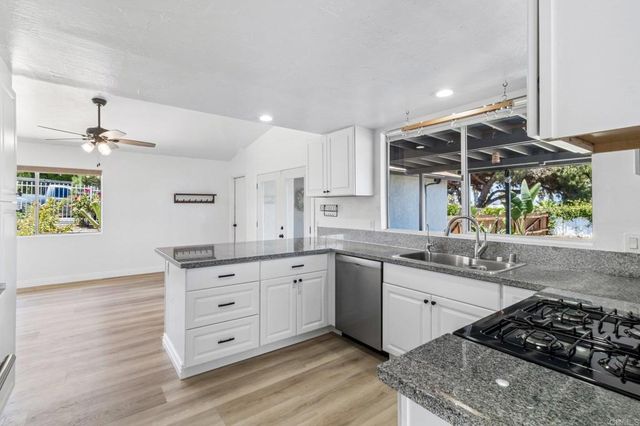 1707 Anza Ave, Vista, CA 92084