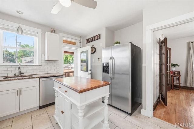 5454 Gresham Avenue, St Louis, MO 63109