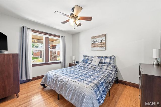 5454 Gresham Avenue, St Louis, MO 63109