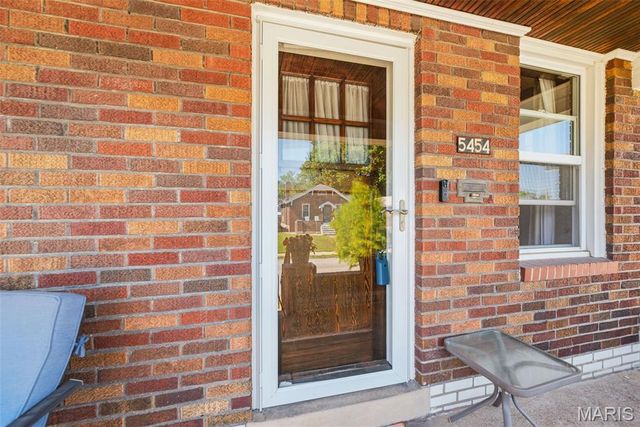 5454 Gresham Avenue, St Louis, MO 63109