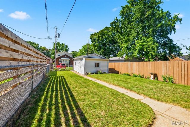 5454 Gresham Avenue, St Louis, MO 63109