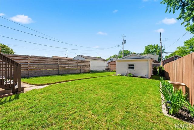 5454 Gresham Avenue, St Louis, MO 63109