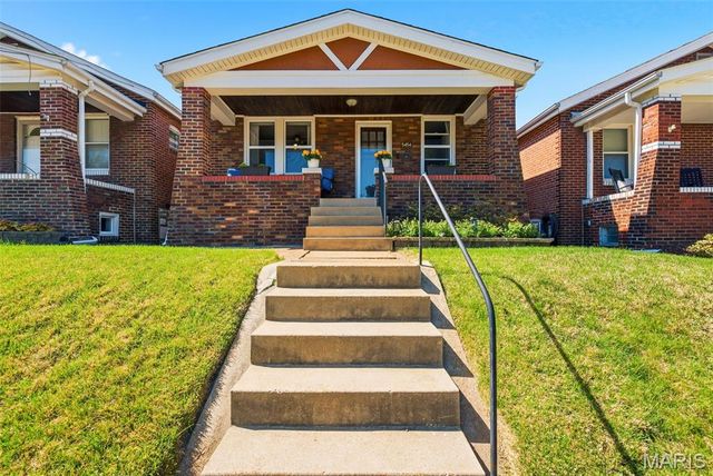 5454 Gresham Avenue, St Louis, MO 63109