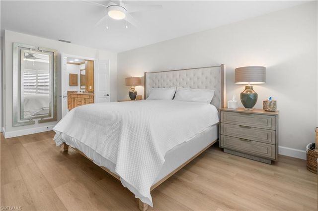 807 Rue Deville 2.11, Naples, FL 34108