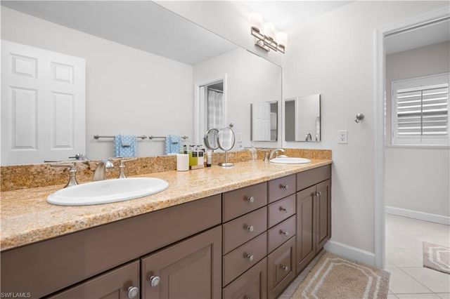 807 Rue Deville 2.11, Naples, FL 34108