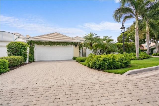 807 Rue Deville 2.11, Naples, FL 34108