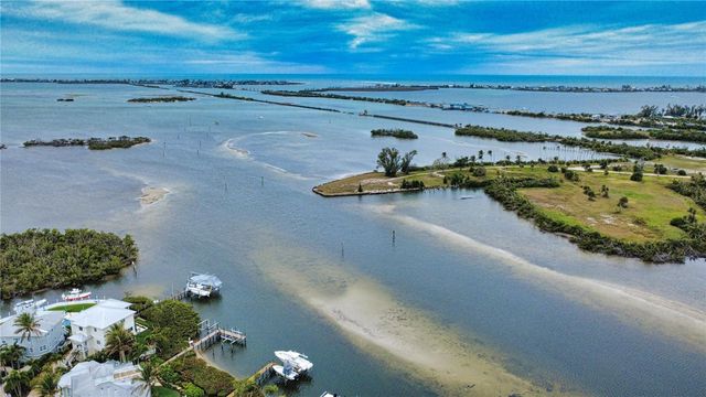 11723 ANGLERS CLUB DRIVE 131, Placida, FL 33946