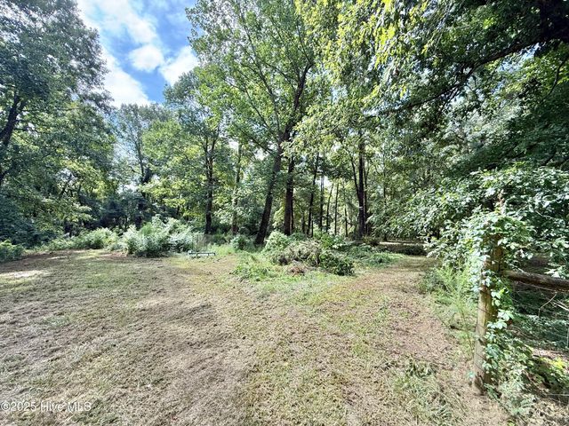 617 Johnson Ch Road, Warsaw, NC 28398