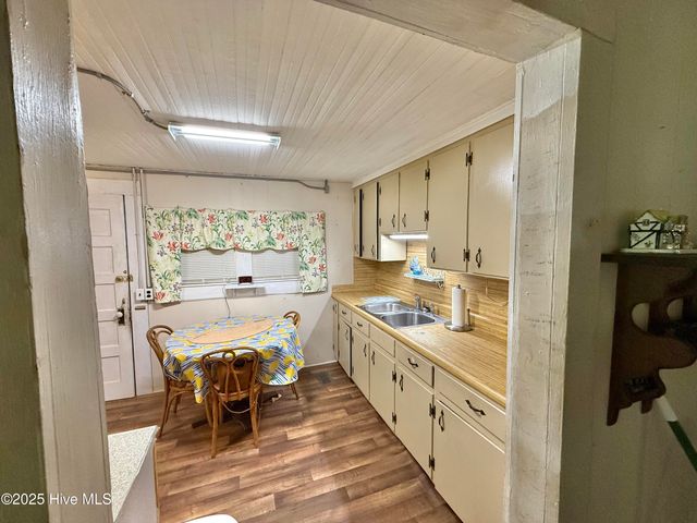 617 Johnson Ch Road, Warsaw, NC 28398