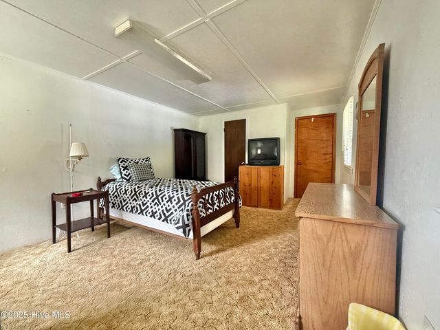 617 Johnson Ch Road, Warsaw, NC 28398