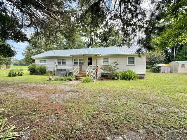617 Johnson Ch Road, Warsaw, NC 28398