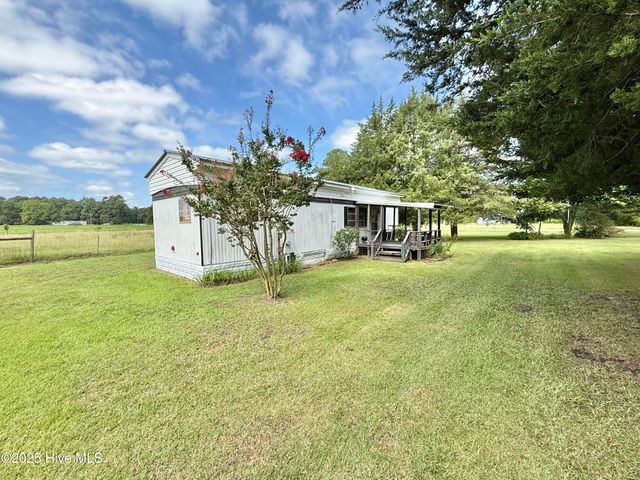 617 Johnson Ch Road, Warsaw, NC 28398