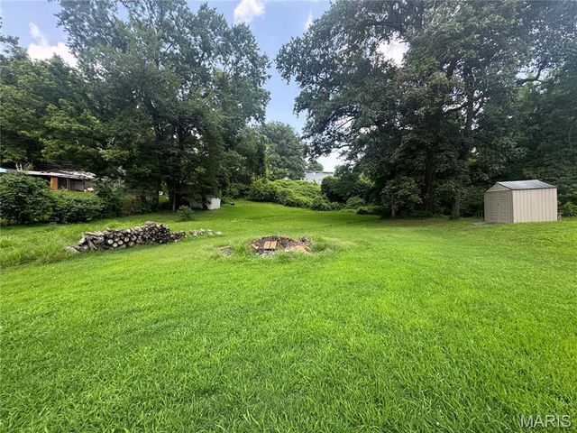 10767 Oak Avenue, Unincorporated, MO 63114
