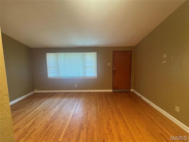 10767 Oak Avenue, Unincorporated, MO 63114