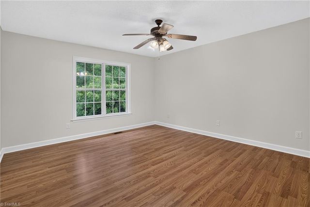15 Collin Lane, Thomasville, NC 27360