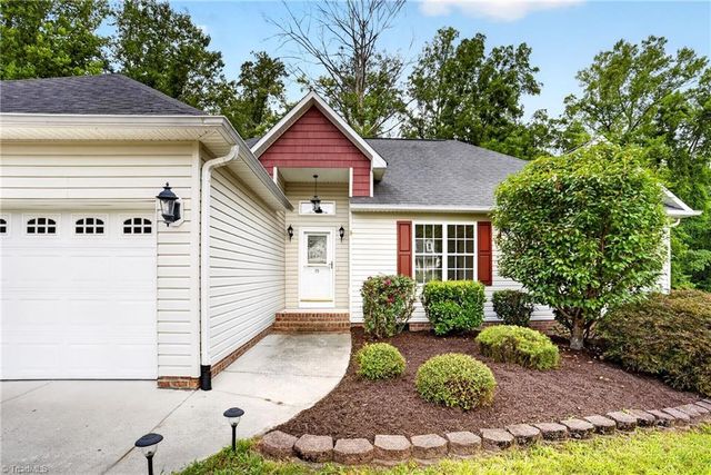 15 Collin Lane, Thomasville, NC 27360