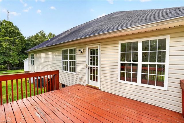15 Collin Lane, Thomasville, NC 27360
