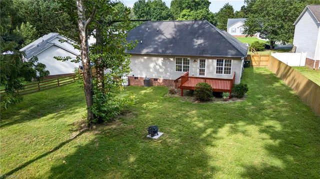 15 Collin Lane, Thomasville, NC 27360