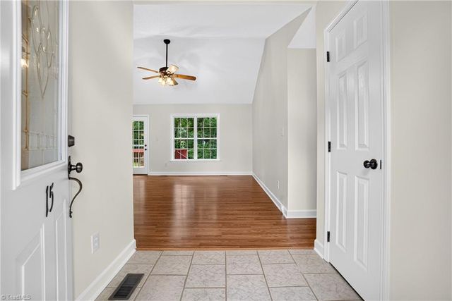 15 Collin Lane, Thomasville, NC 27360