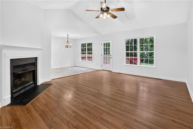 15 Collin Lane, Thomasville, NC 27360