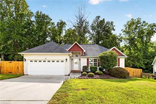 15 Collin Lane, Thomasville, NC 27360
