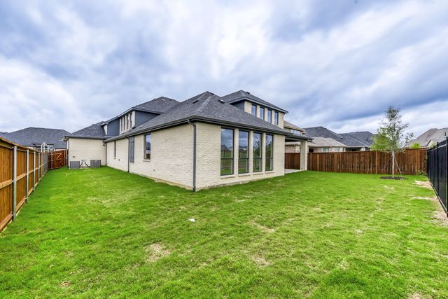 807 Open Range Drive, Mansfield, TX 76063