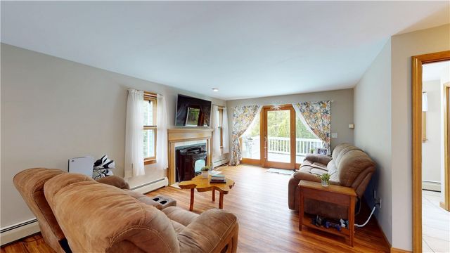 22 Ridgewood Drive, Scituate, RI 02857