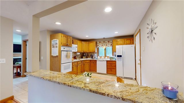 22 Ridgewood Drive, Scituate, RI 02857