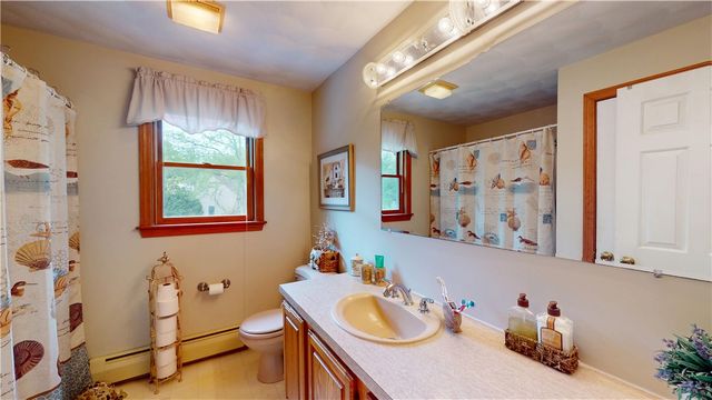 22 Ridgewood Drive, Scituate, RI 02857