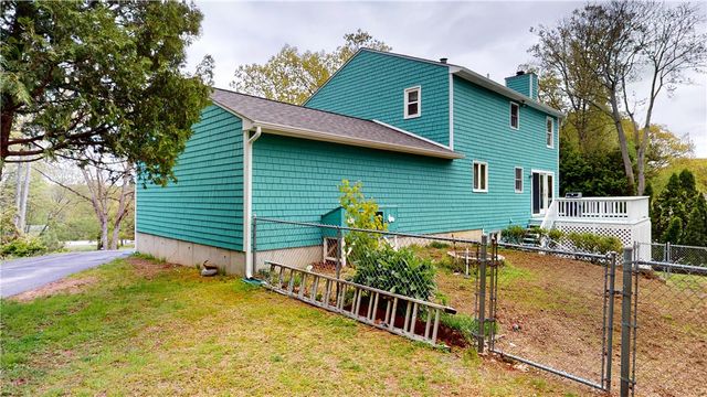 22 Ridgewood Drive, Scituate, RI 02857