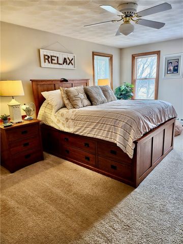 22 Ridgewood Drive, Scituate, RI 02857