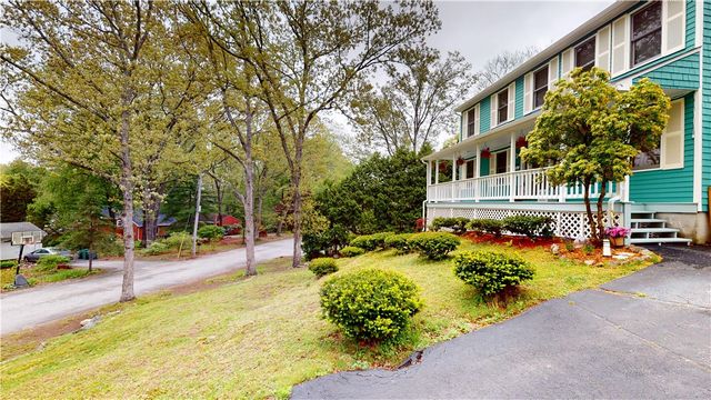 22 Ridgewood Drive, Scituate, RI 02857
