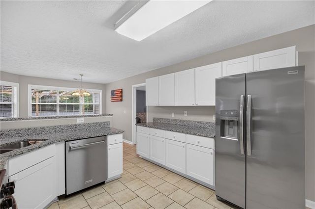 300 Hickory Pointe Court, Villa Rica, GA 30180